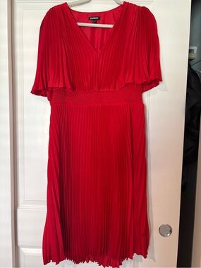 Express Red Pleated V-Neck Midi Dress with Flutter Sleeves